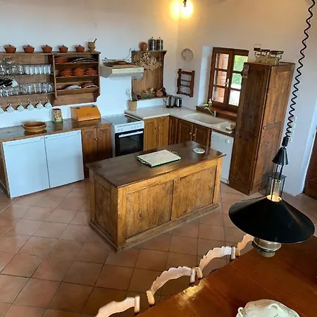 The Ambassador - Traditional Stone House *