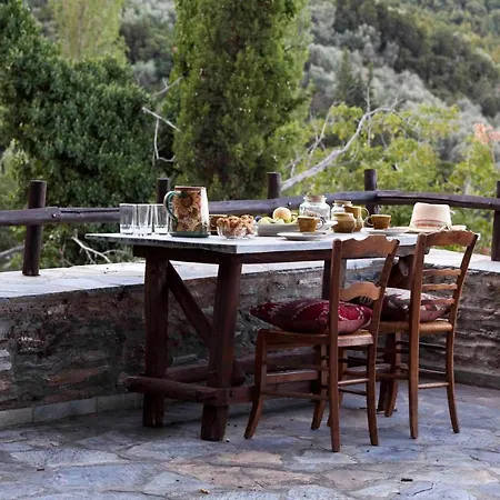 The Ambassador - Traditional Stone House 度假居 Katochori