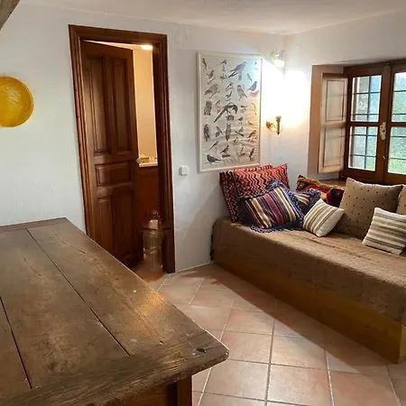 The Ambassador - Traditional Stone House Katochori