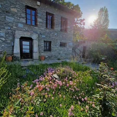 度假居 The Ambassador - Traditional Stone House *