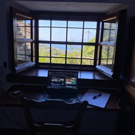 The Ambassador - Traditional Stone House Katochori